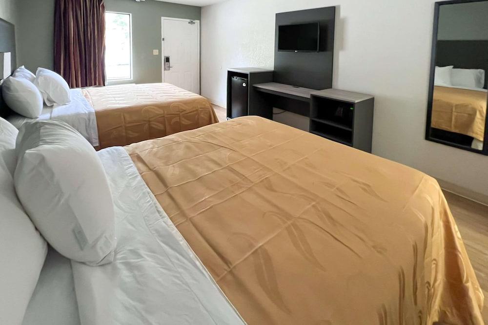 Quality Inn Tallahassee Near University Экстерьер фото