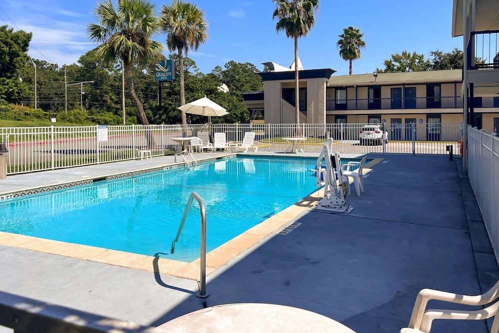 Quality Inn Tallahassee Near University Экстерьер фото