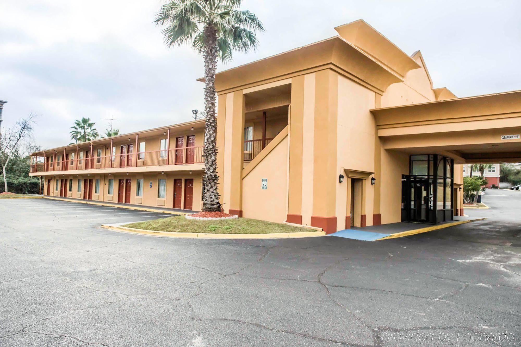 Quality Inn Tallahassee Near University Экстерьер фото